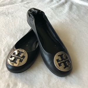 Minnie Travel Ballet Flats